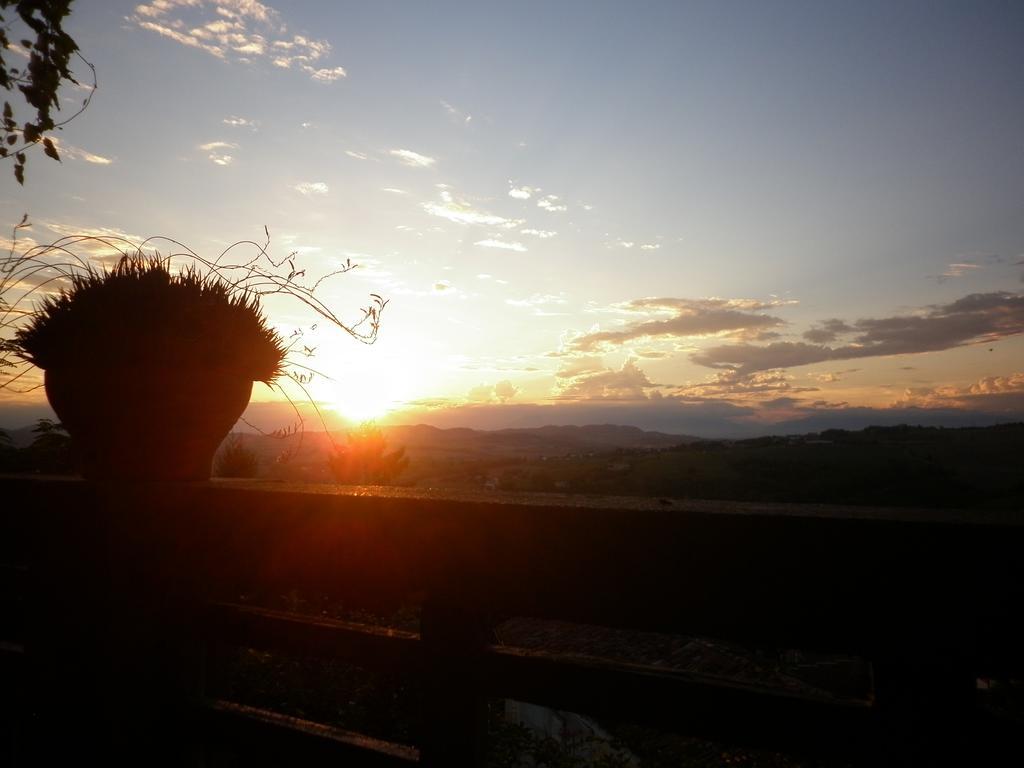 La Terrazza Sul Monferrato Apartment Ozzano Monferrato Room photo